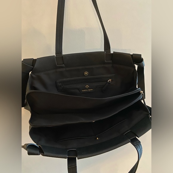 Cute black bag that has three compartments with the middle having a zipper! - Picture 2 of 2